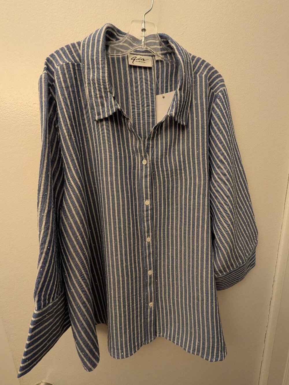 Classic button shirt